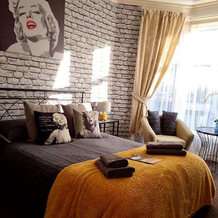 בלקפול Lynbar Hotel מראה חיצוני תמונה