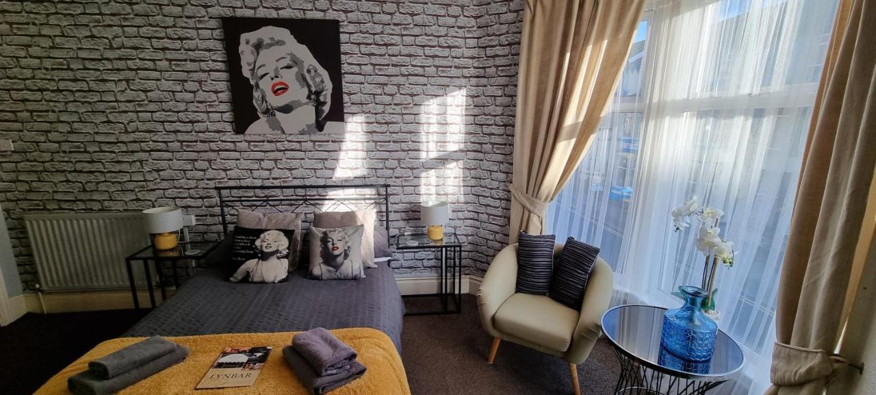 בלקפול Lynbar Hotel מראה חיצוני תמונה