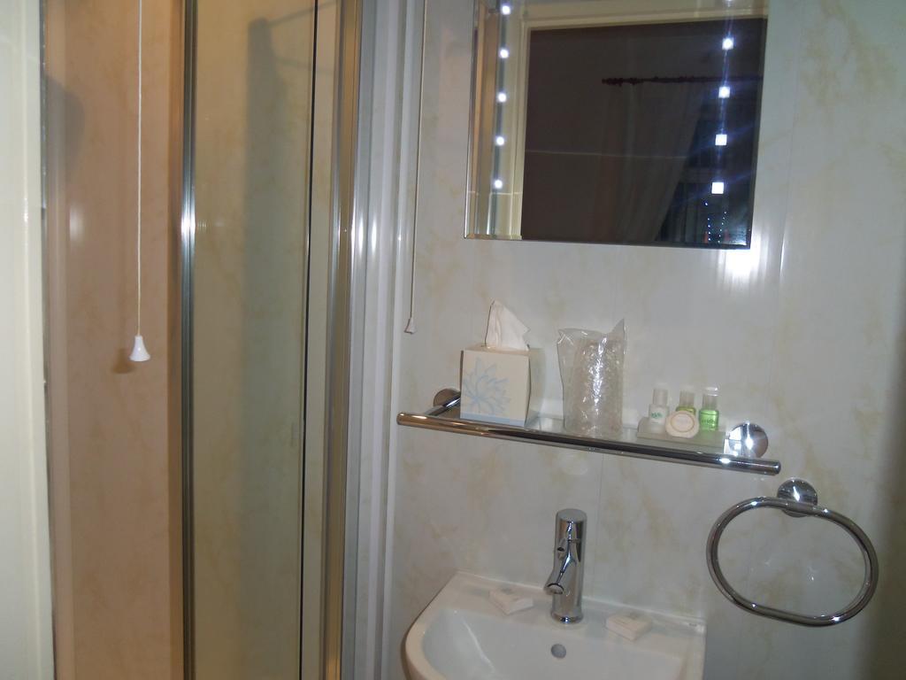 בלקפול Lynbar Hotel מראה חיצוני תמונה